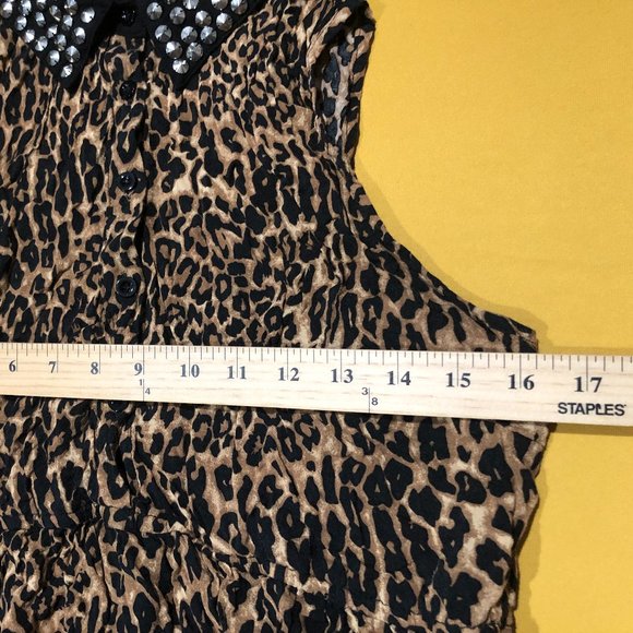 Rue21 Womens XL Leopard Sleeveless Button Down Top Studded Cut Out Loose Blouse - Picture 2 of 6